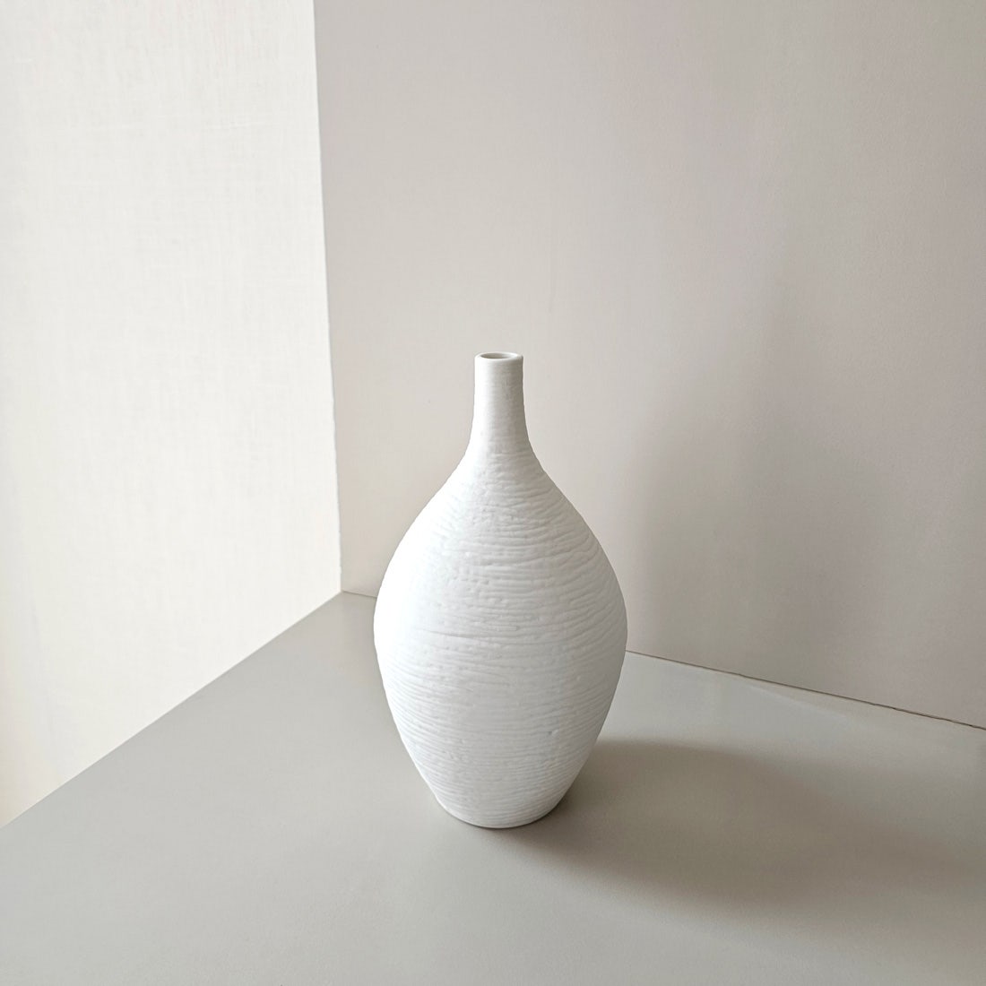 Storehaus Vase#VA0078-White/12.7x12.7x23.6cm-1